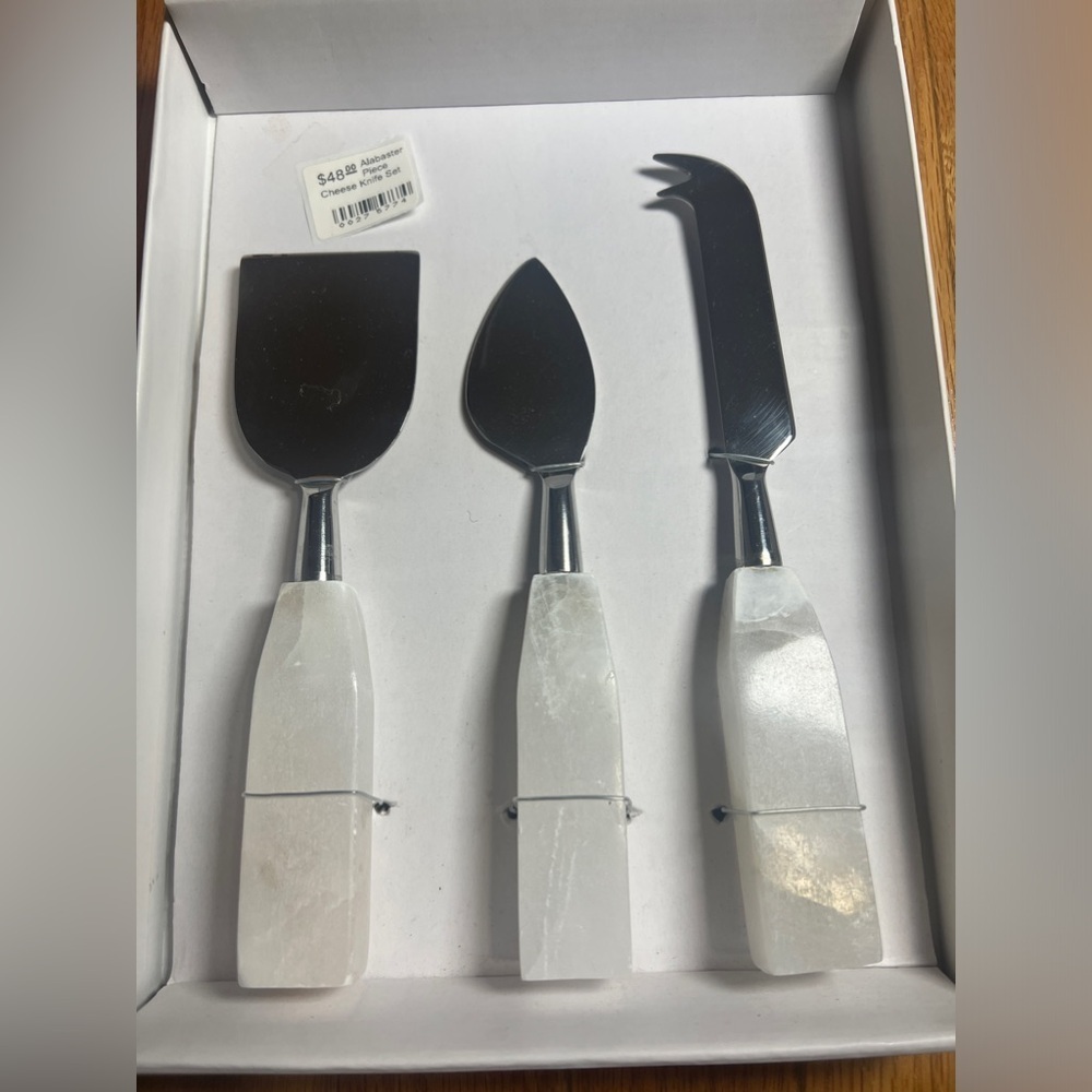 NWT Alabaster and stainless Steel Cheese Knives Serving Set. - Picture 3 of 9